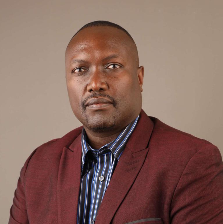 Portrait of Mbui, Robert