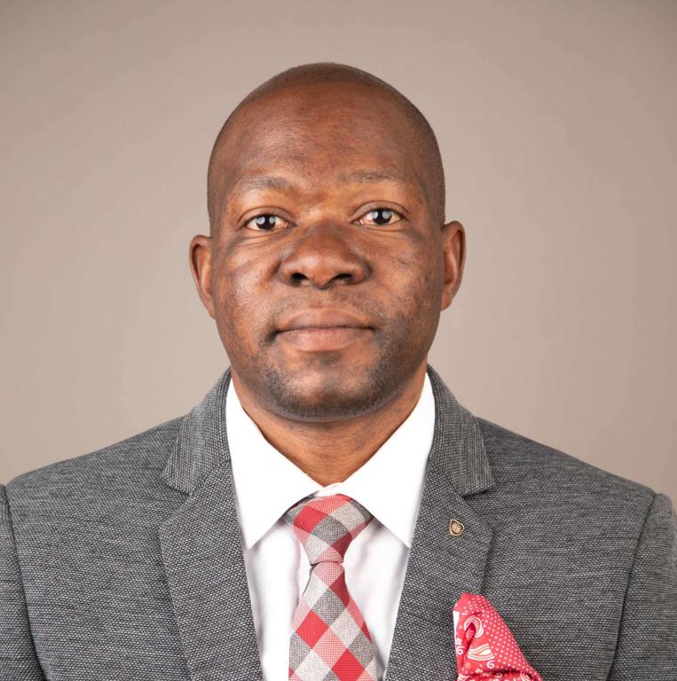 Portrait of Luyai, Caleb Amisi